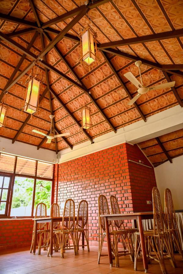 The Shire Hotel Sultan Bathery Ngoại thất bức ảnh