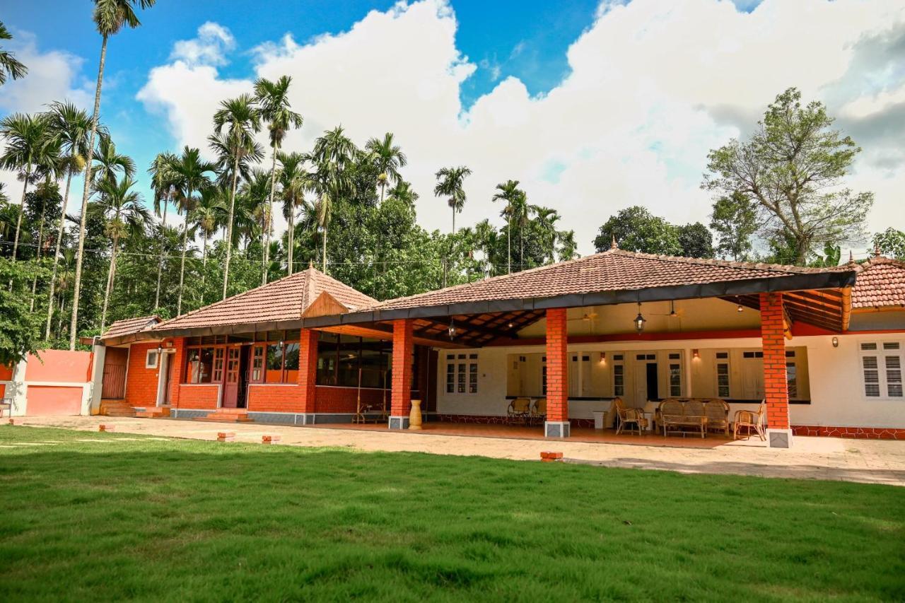 The Shire Hotel Sultan Bathery Ngoại thất bức ảnh